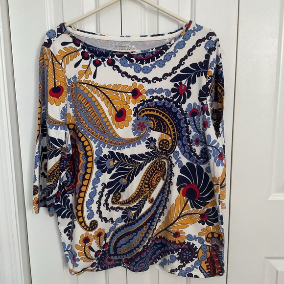 Talbots Plus Tee with Floral Design 2X. - Picture 1 of 5